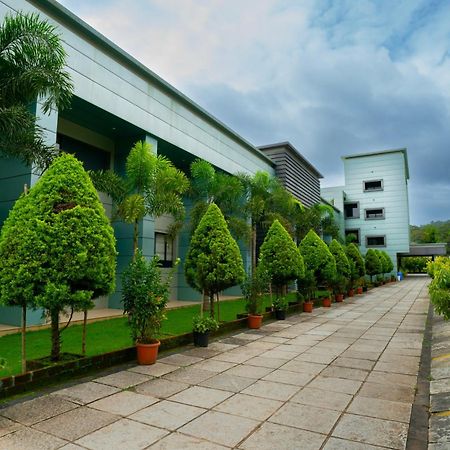 The Sanihara Hotel & Resort Витири Екстериор снимка