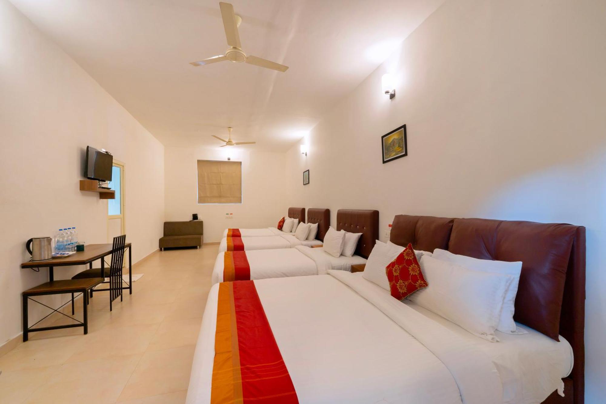 The Sanihara Hotel & Resort Витири Екстериор снимка