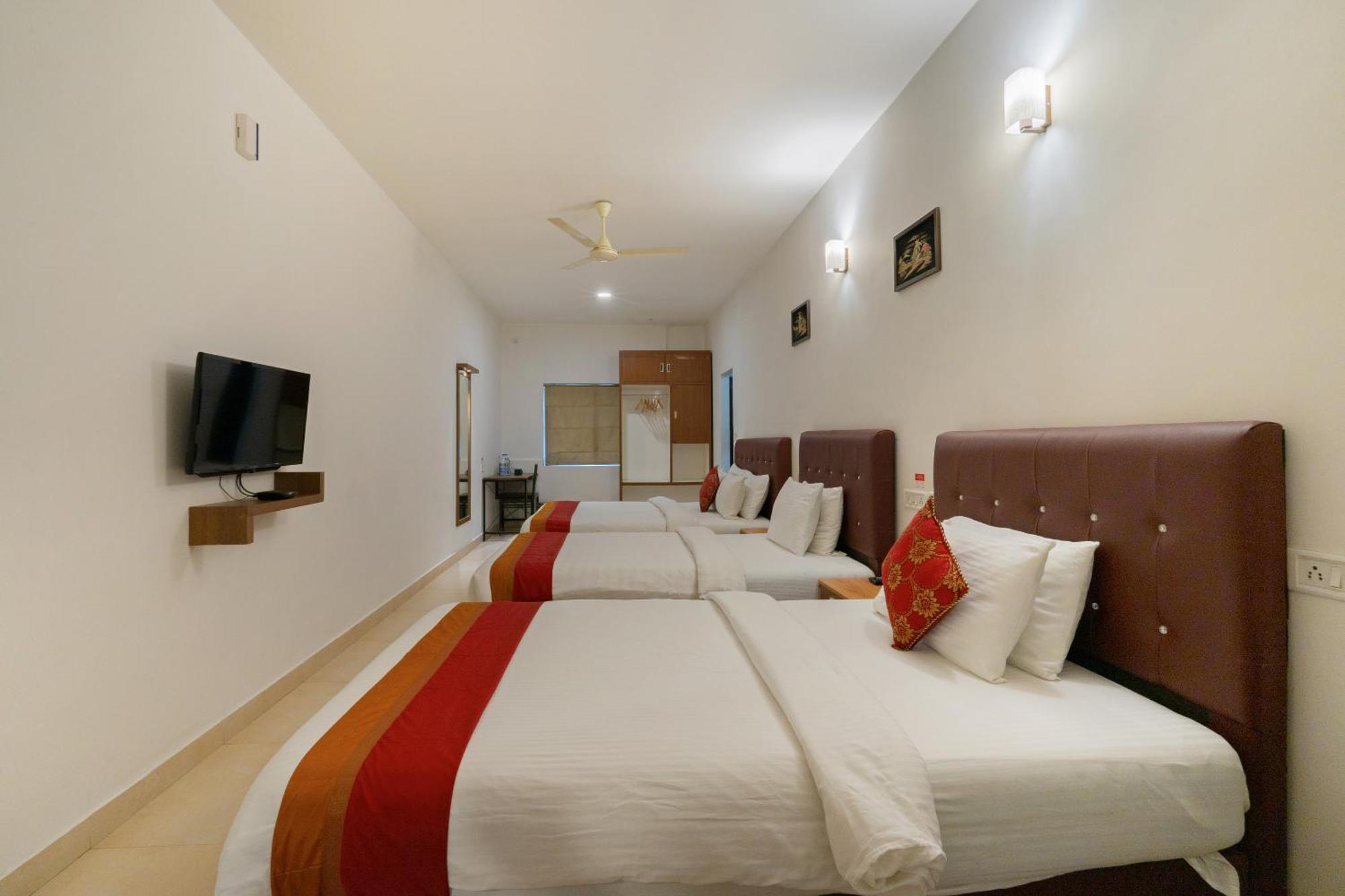 The Sanihara Hotel & Resort Витири Екстериор снимка