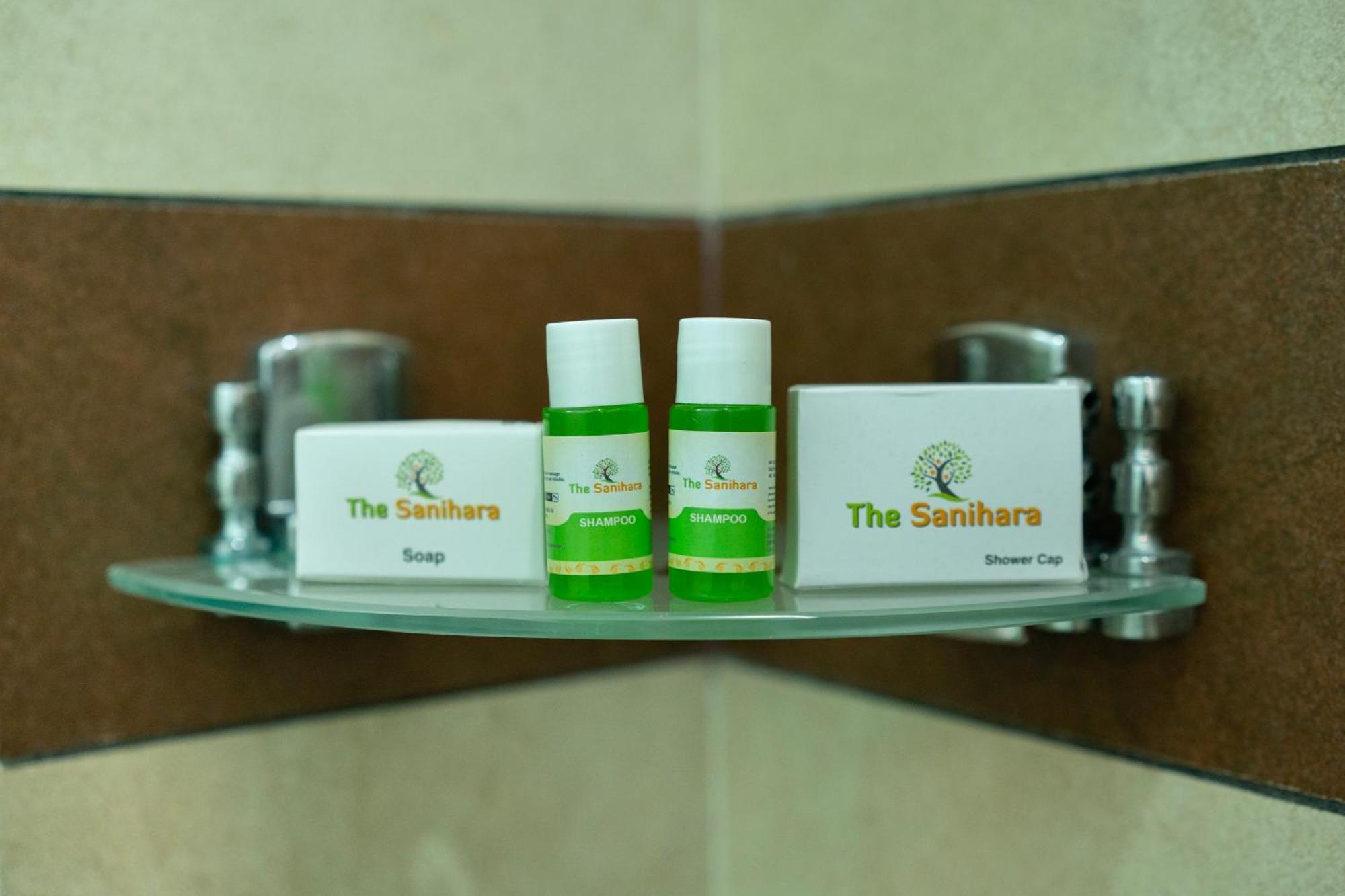 The Sanihara Hotel & Resort Витири Екстериор снимка