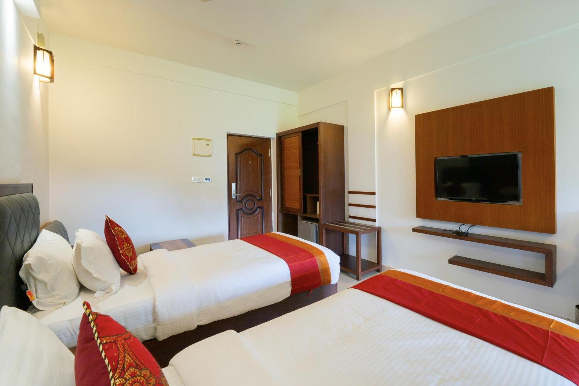The Sanihara Hotel & Resort Витири Екстериор снимка